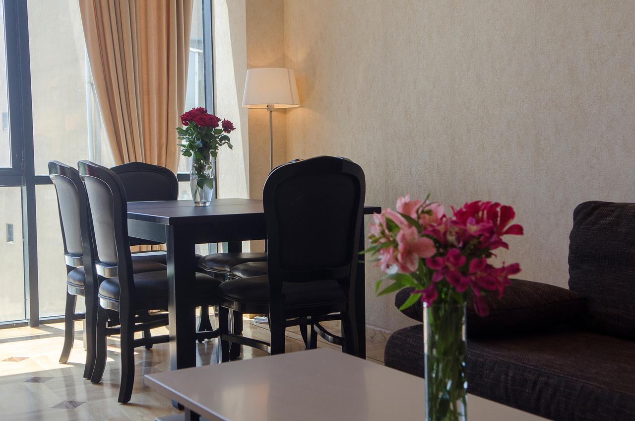 Tiflislux Apartment - Old City Philarmonic エクステリア 写真