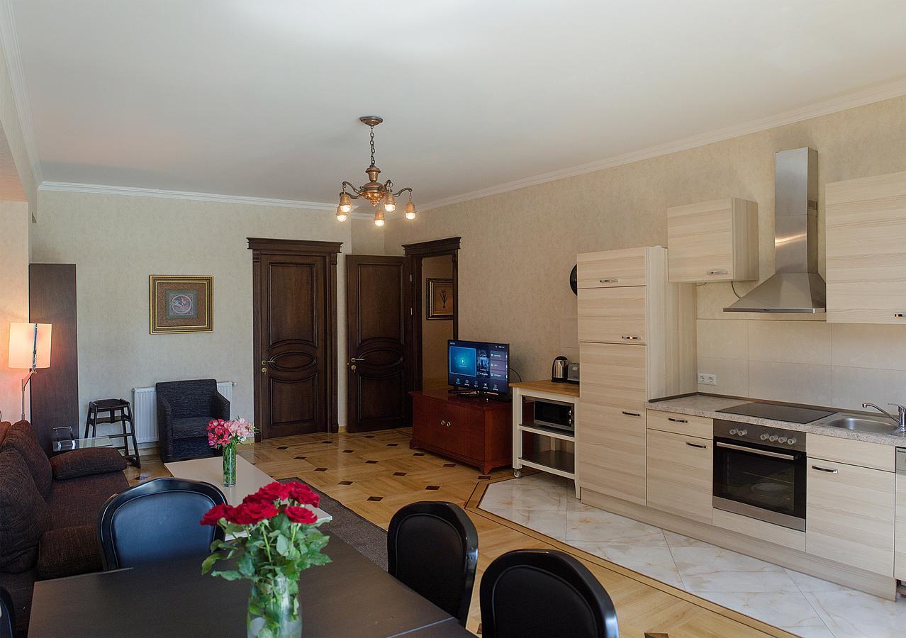 Tiflislux Apartment - Old City Philarmonic エクステリア 写真