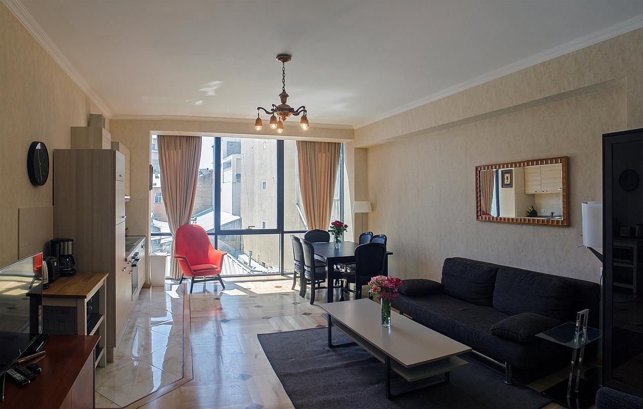 Tiflislux Apartment - Old City Philarmonic エクステリア 写真